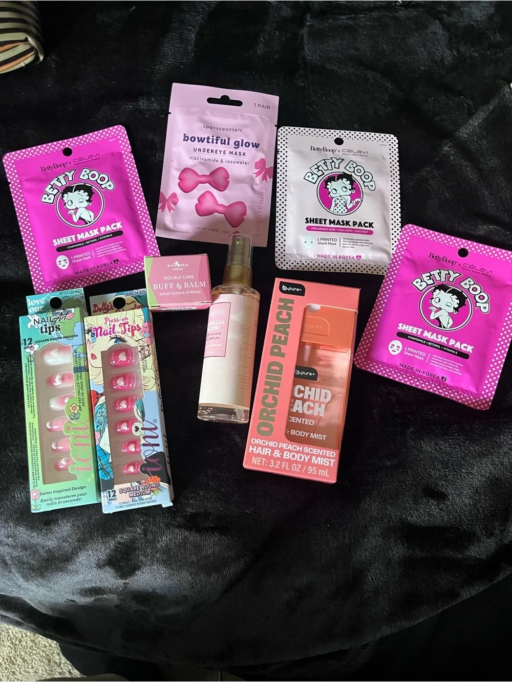 NWT Small Pink Beauty/Skincare Bundle